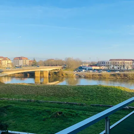 アパート Le Cocon De